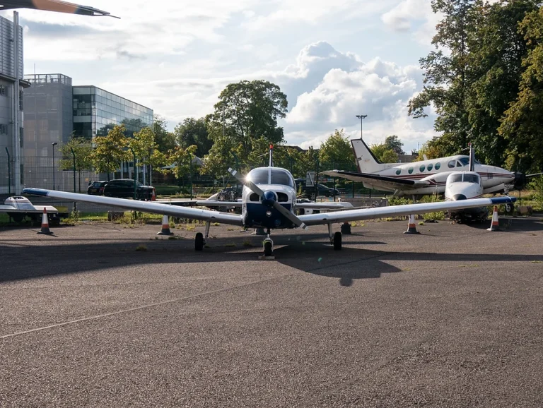 7cb3f4_7e4e16d42ff64e6ba6ea8147663cdf16~mv2